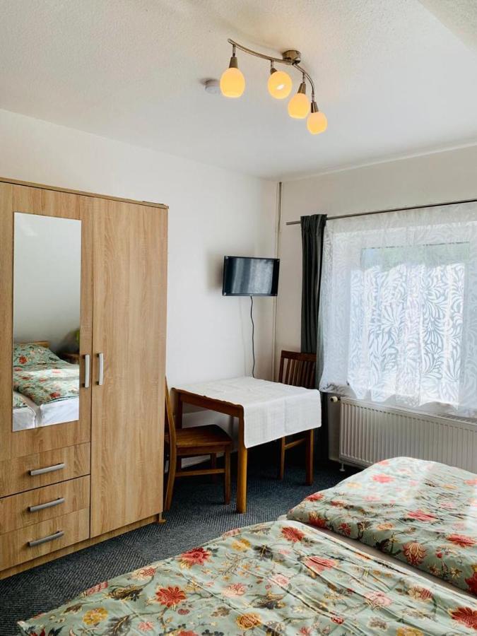 Hotel Pension Schienfatt Am Dornumersieler Tief ภายนอก รูปภาพ
